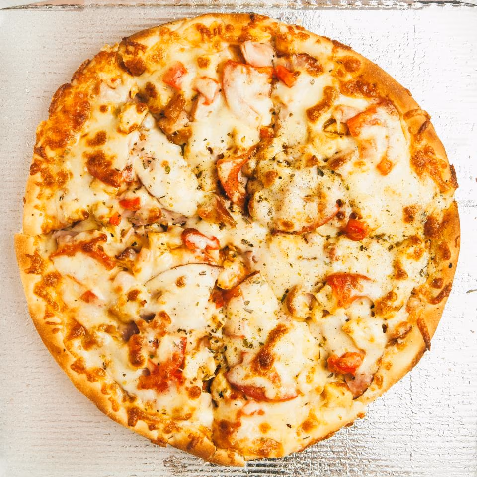 Pizza casera hecha en el obrador